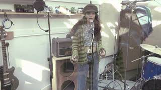 Tuka- Tried (BADBADNOTGOOD & Little Dragon Cover) Live from Fuzzbrain Temp Spot