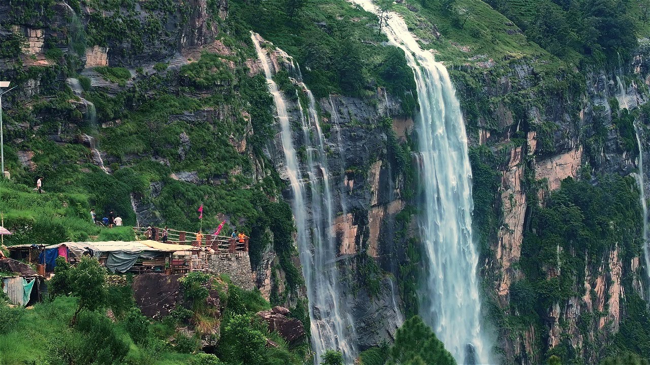 | Weekend Getaway | MAILUNG JHARANA | Awesome Saturdays