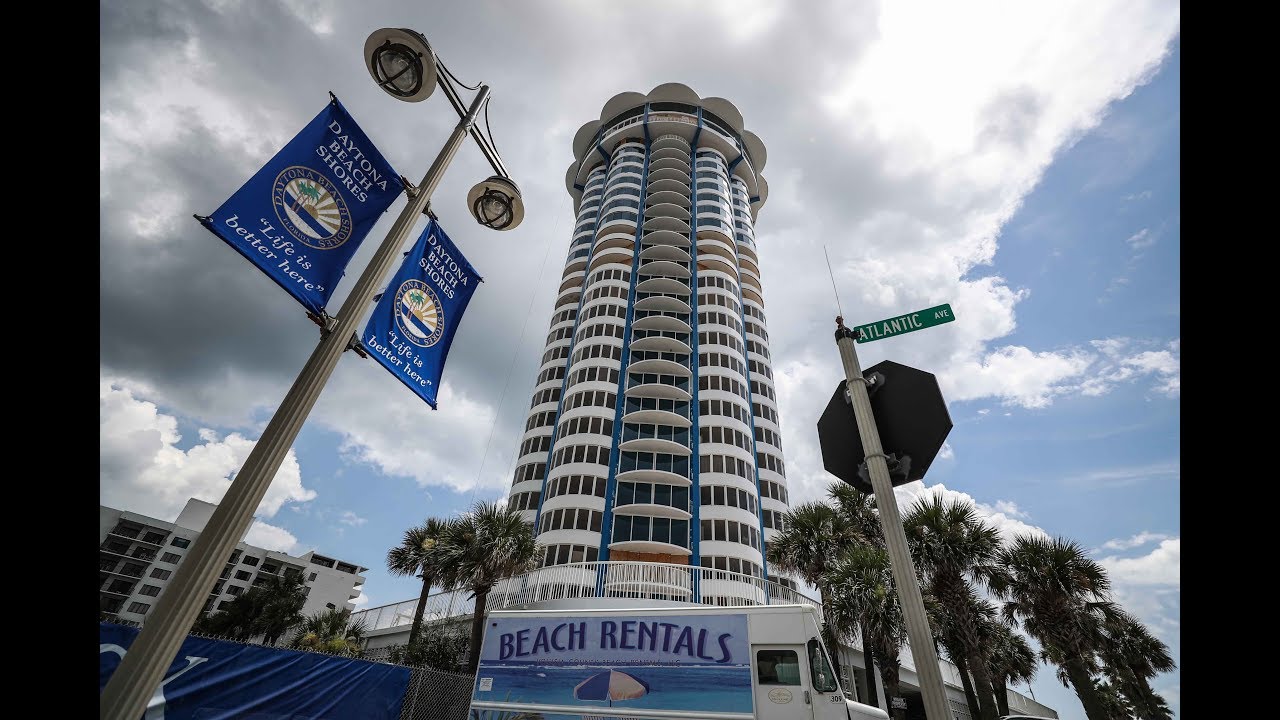 Work continues at stormdamaged Peck Plaza in Daytona Beach Shores