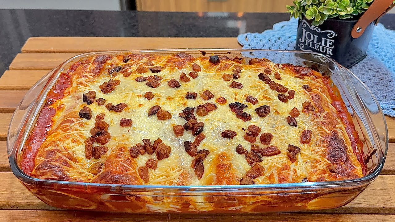 🔥 PANQUECA DE FRANGO AO MOLHO VERMELHO IRRESISTÍVEL 😍 | Receita Fácil e Super Recheada!