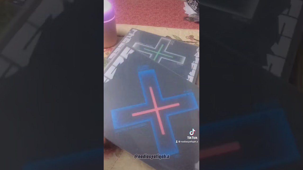 Unboxing txt freeze album set weverse pob (i got many soogyu )