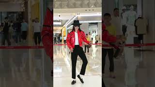 Super star Back ! Michael Jackson reborn ！