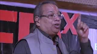 Turning plastic litter into paved roads | R Vasudevan | TEDxGIM