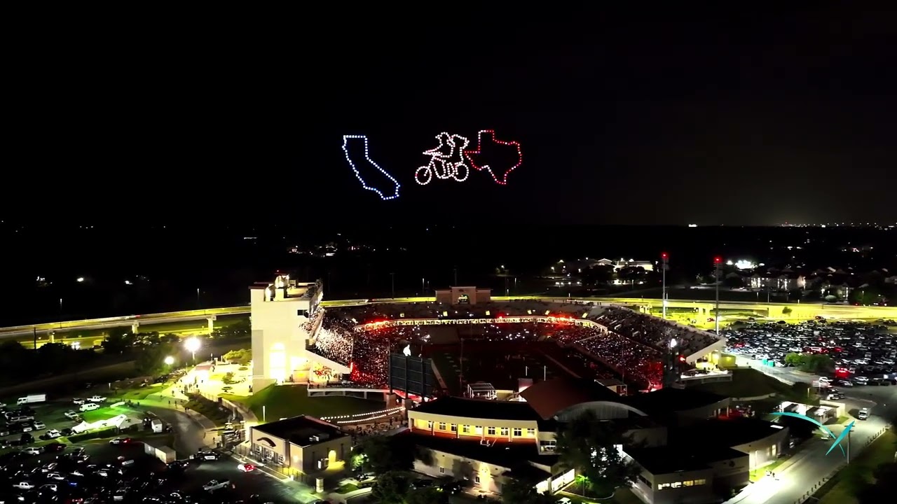Texas State Kicks Off Pac-12 Era with Epic 300-Drone Show at UFCU Stadium | Skyworx