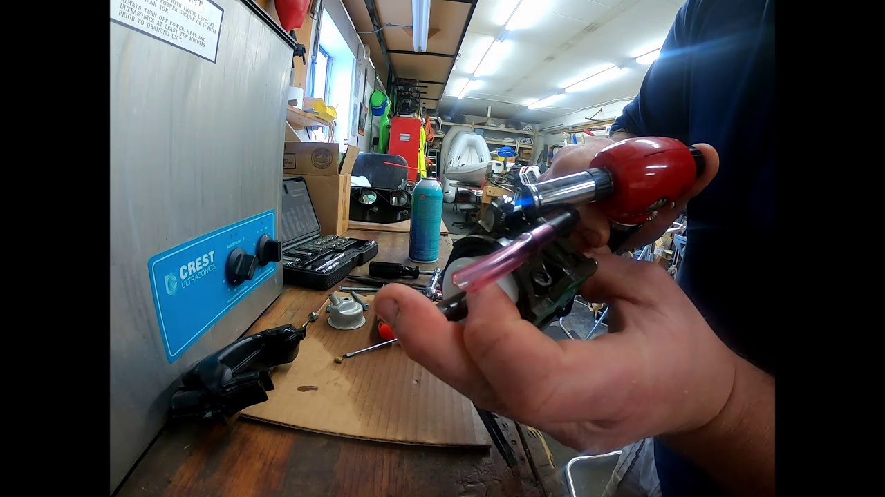 Honda 2.3hp 2.0hp outboard motor carburetor clean rebuild YouTube