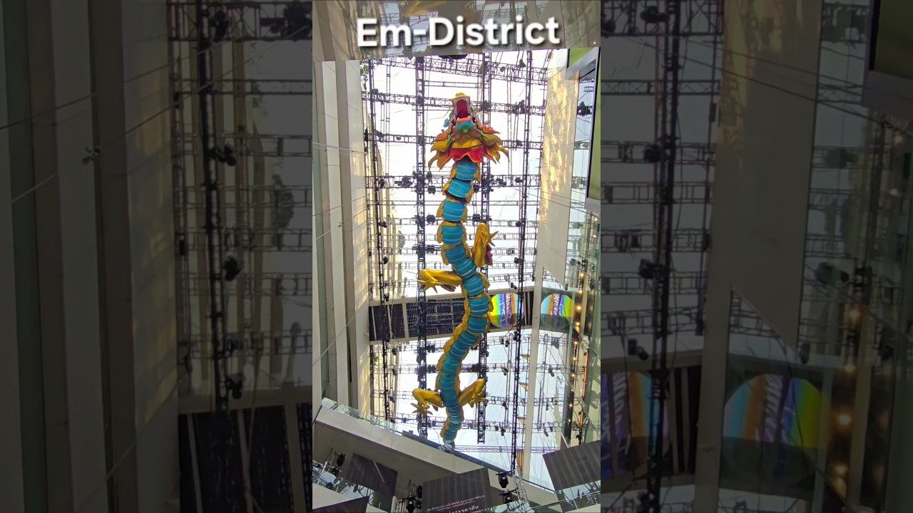 Празднование китайского Нового года в Бангкоке Em-Sphere 