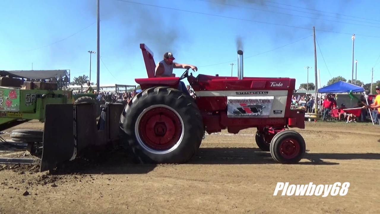 11,500lb 2 Hot 2 Farm Tractors in New Vienna, IA 9112016 YouTube