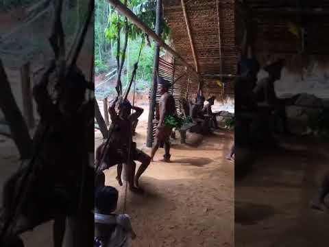 Apresentação e dança com os índios Tuyuca- Manaus- Am(1)