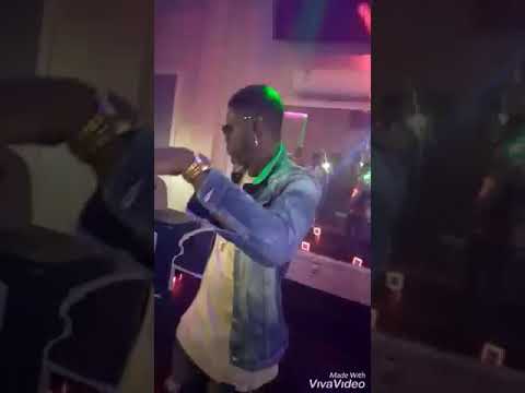 Ariel Sheney et First King à l'anniversaire de Tanguy Deou