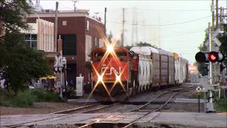 Railfanning in Royal Oak  Michigan's Horn Alley!