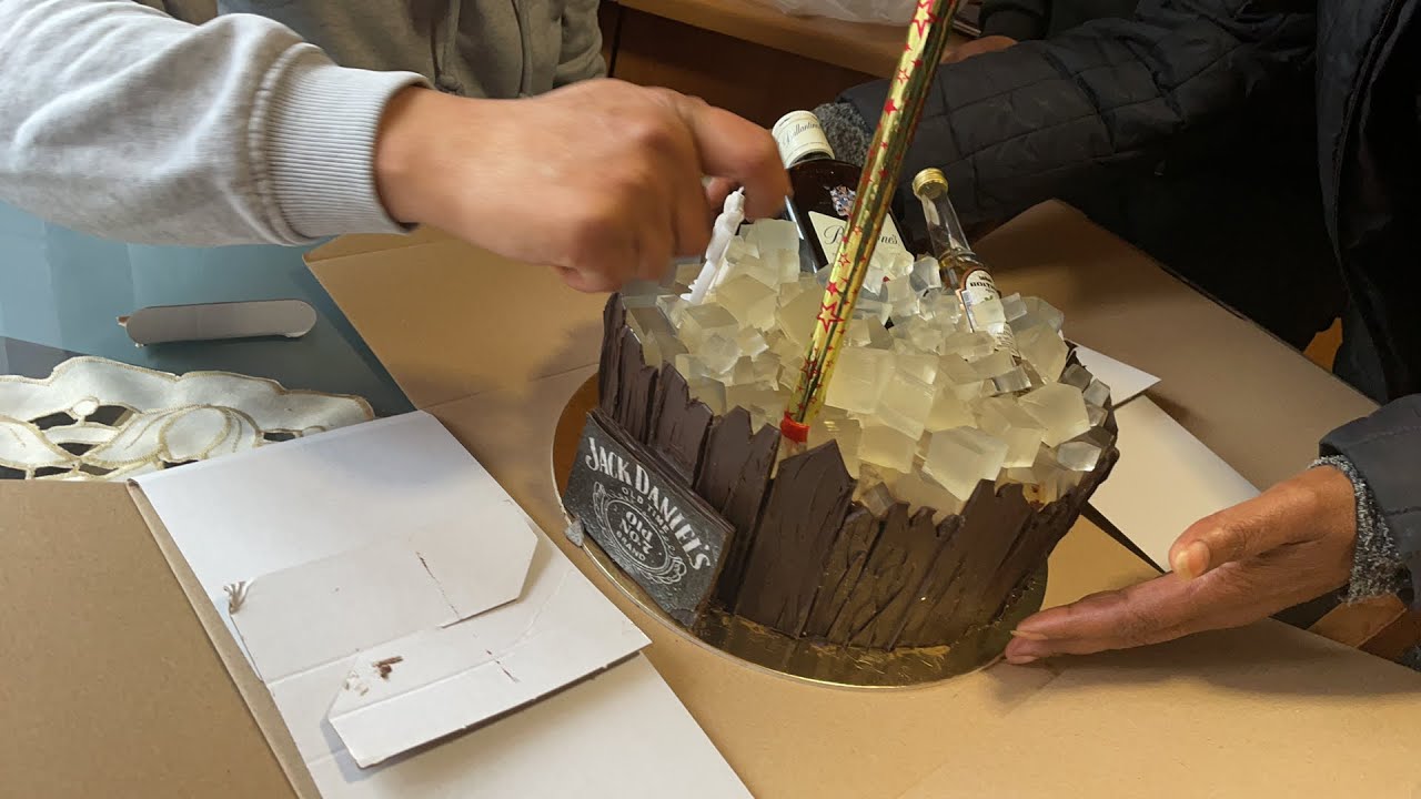 Édesapám szűlinapja a családommal, és jampival😂🤗