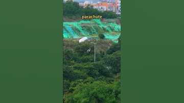 Parachute drones? Introduce DAMODA V4 drone. Safety first, always. #damodadroneshow #dronecrash