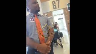 Airline security stop Dexta daps from board flight