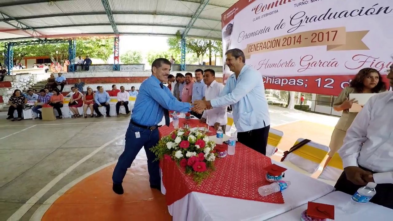 Ceremonia de Graduación Preparatoria Comalapa 2017 Turno Matutino - YouTube