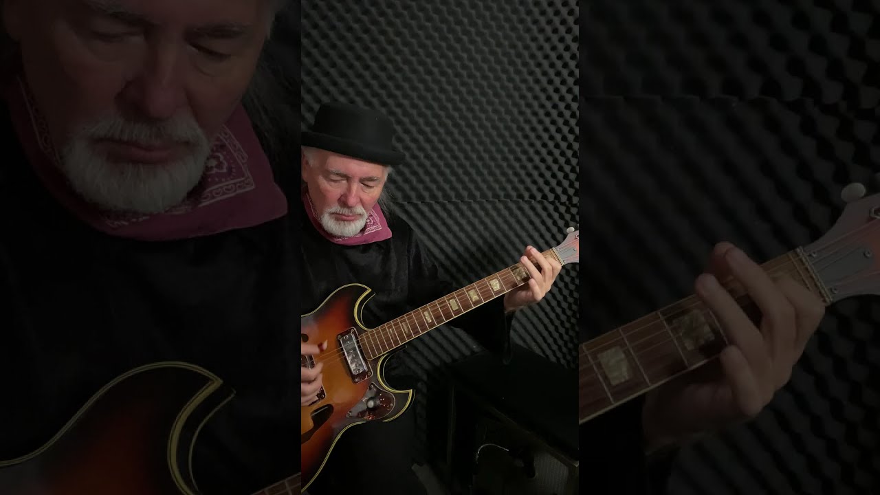 Theme from Peter Gunn (Henry Mancini) - solo guitar