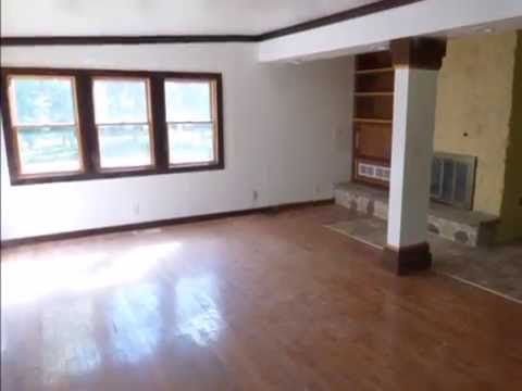 14422 WOODLAND DR, New Berlin, WI home video tour