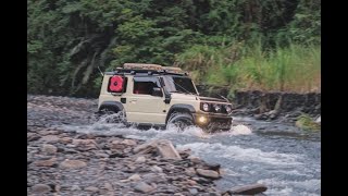 Winnie Driving the Jimny @ Shimen River