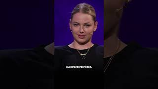 Thumbnail for Hebammen und Gewalt bei Geburten - Eva Placzek I deep und deutlich #shorts