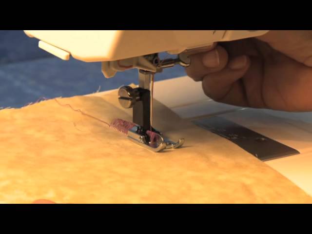 Singer 8280 Tutorial: How to use a zipper foot 