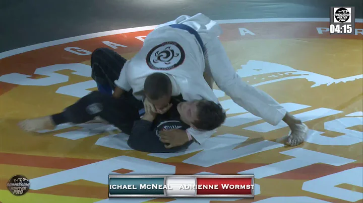 Submission Hunter Pro 62 Michael McNeil vs Adrienn...
