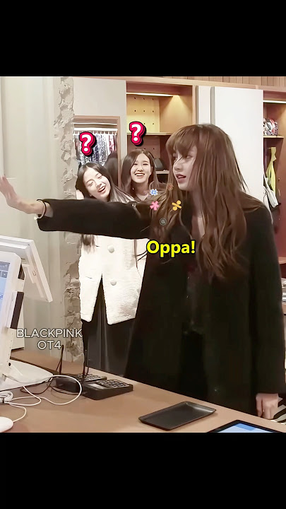 Lisa uses her cuteness to conquer the guy!😍😍 #lisa #cute #blackpink