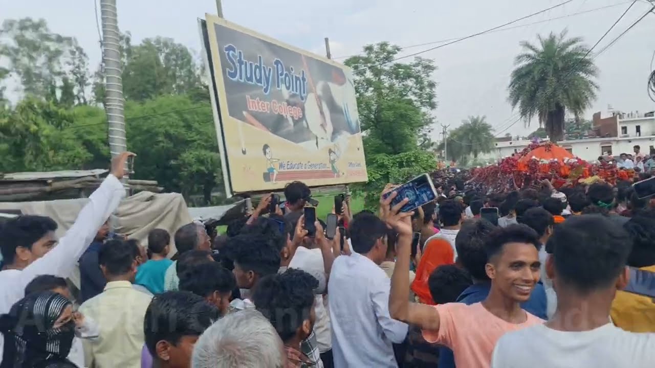 Khairabad Karbala.  11 Muharram Julus. Bawan Dande ka Taziya. Azadari Channel Khairabad.