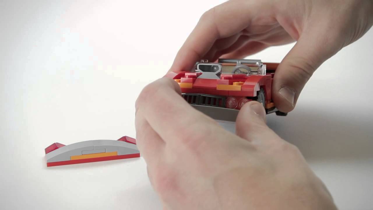 Sideway panels in cars - LEGO Creator - Designer Tips