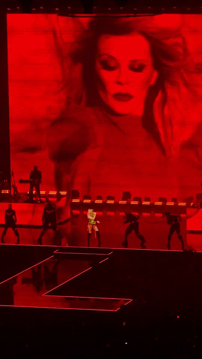 Kylie Minogue - Padam Padam (Live in #lisbon) #kylie #tensiontour #portugal #live #concert #shorts