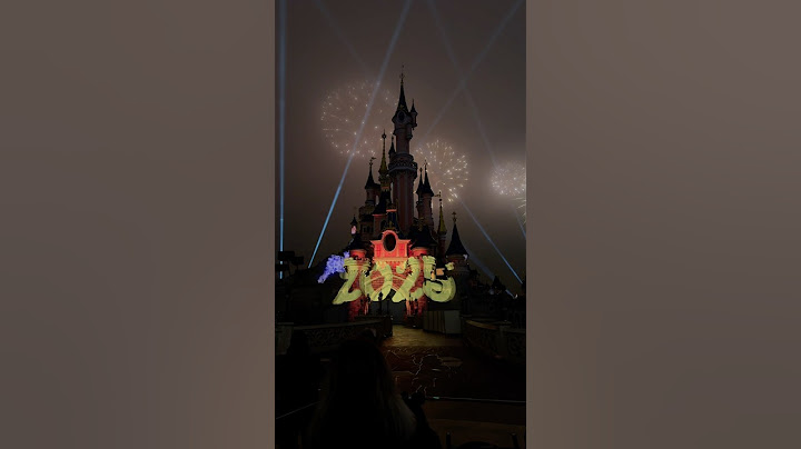 2024-2025 New Years Eve Fireworks Disneyland Paris