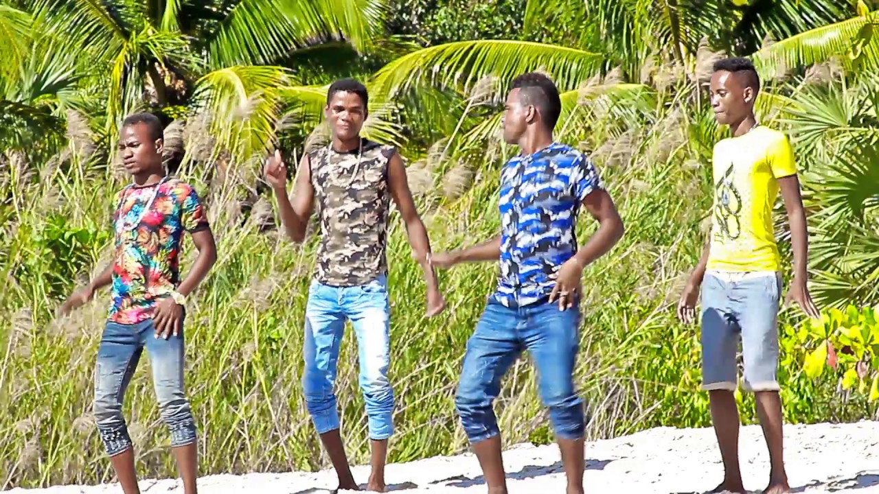 MAROLAHY - ROPILANY  AGNABO