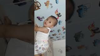 Download Lagu Aksi lucu anak baru belajar berangkang MP3