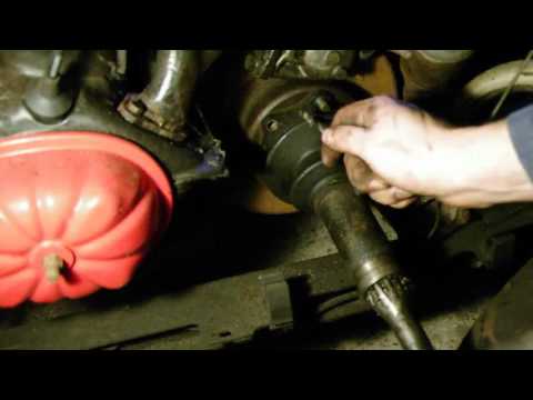 How to replace an axle boot on a 2CV