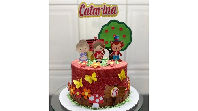 BOLO DE 2 ANDARES DE CHANTILLY / COR FORTE QUE NÃO AMARGA + GLITTER / BOLO  CHAPEUZINHO VERMELHO. 