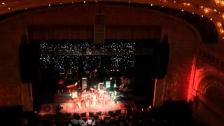 "Will the circle be unbroken" Bonnie Raitt, Gregg Allman, Taj Mahal, Aaron Neville and Mav chords