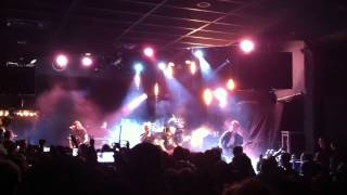 Daughtry - It's Not Over - Live at Le Trabendo - Paris - 2014 (HD)