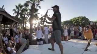 Video voorbeeld van "Jimmy Sax - Live at Nikki beach St Tropez (Opus - Eric Prydz)"