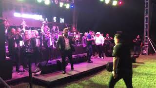 Te Soñé - El Coyote y su Banda Tierra Santa Ft. Grupo Firme ( En Vivo )