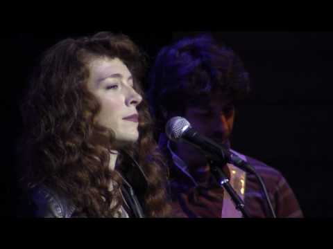 Melissa Auf der Maur ideaCity10