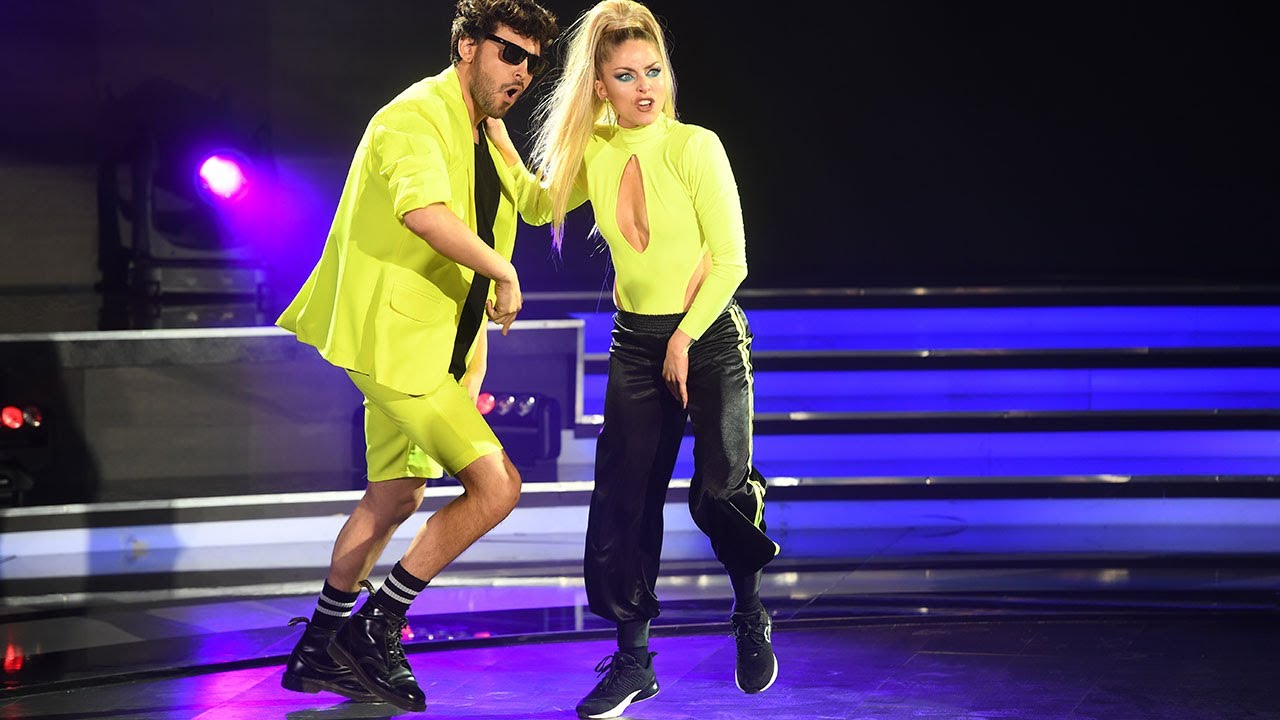 Lizardo Ponce y Josefina Oriozabala sacudieron el piso bailando un temón de J Balvin