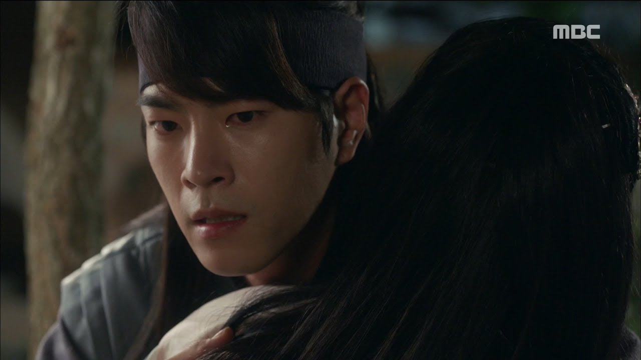 [The King in Love]왕은 사랑한다ep.23,24Confession of Jonghyun, knowing the crying Yoona in his arms.