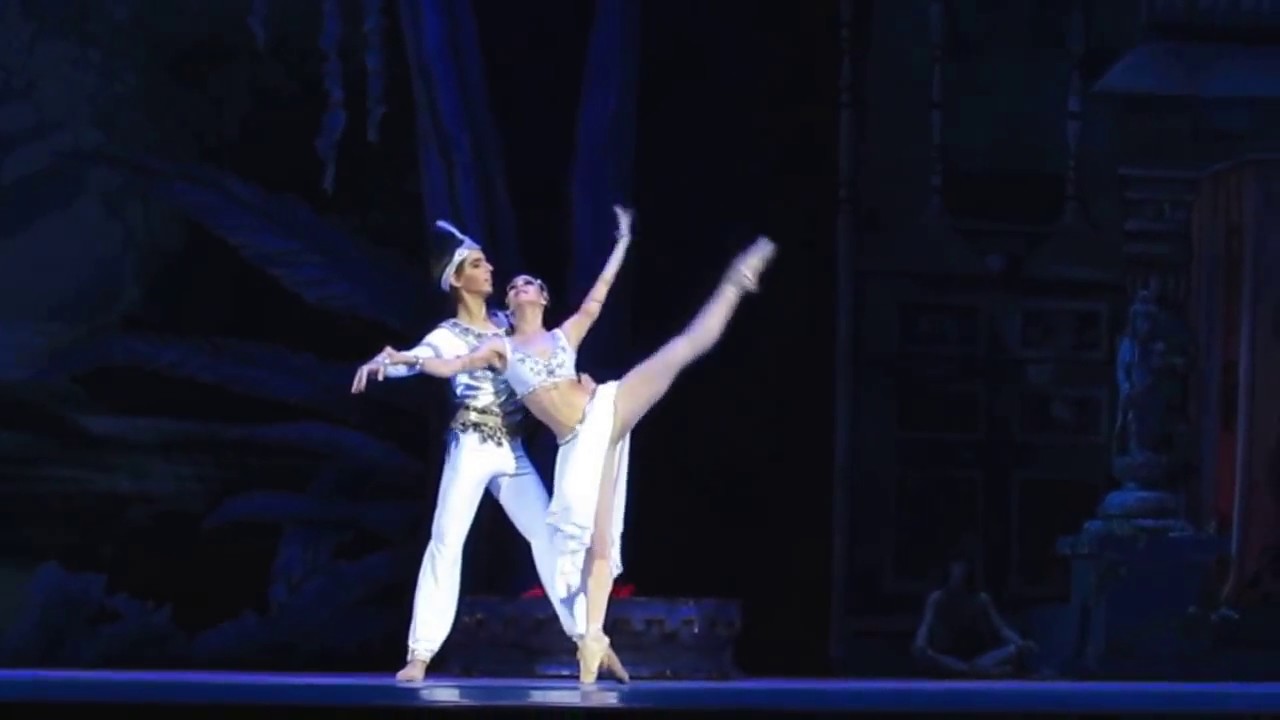 "Баядерка". Кремлёвский балет. Закрытие сезона. - YouTube