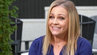 Melissa Joan Hart Talks Clarissa, Sabrina and Stardom | Leading Ladies of the ‘90s