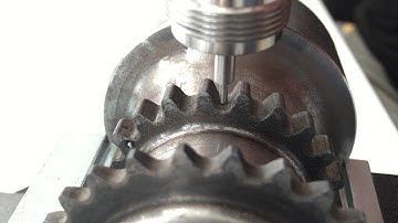 Ultrasonic (UCI) hardness tester Sonodur 2 tests gear wheel hardness