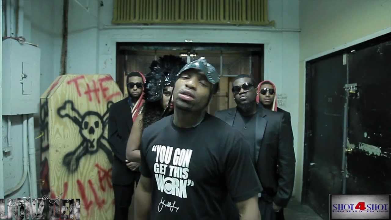 Loaded Lux - God Flow Freestyle on the set of (Santino Video Shoot)