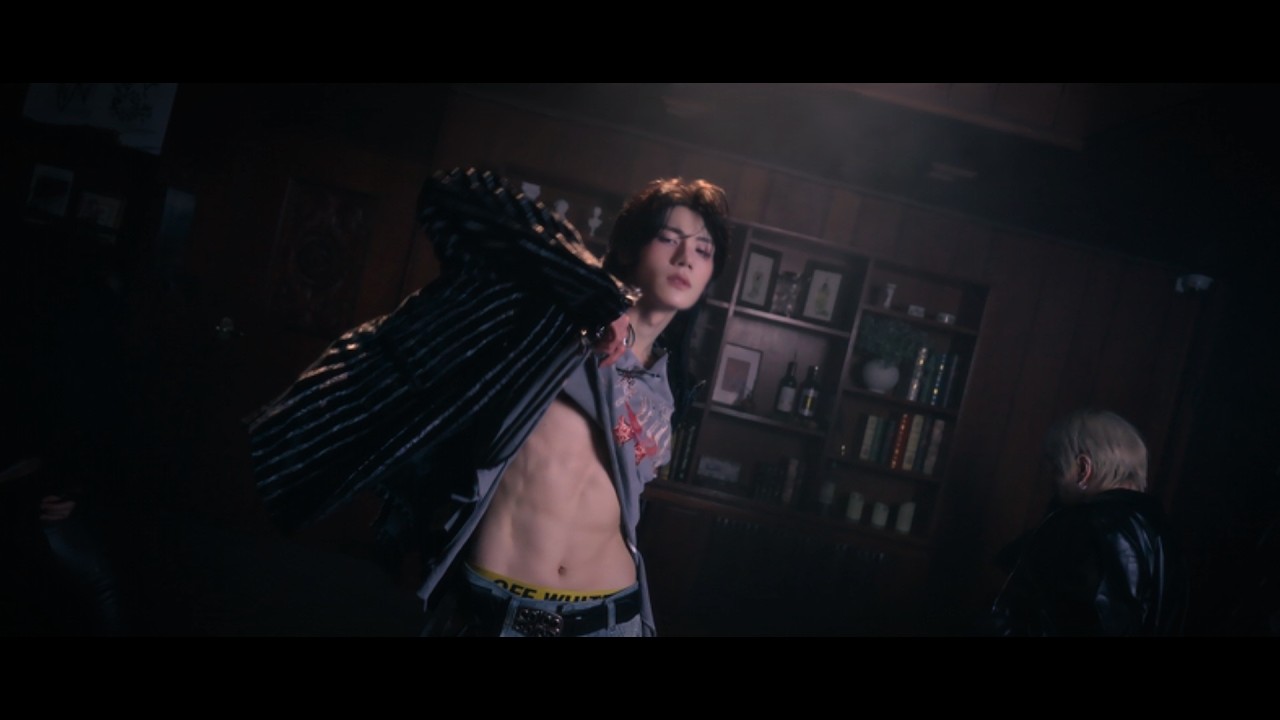 NEUKJUN 늑준 'Just love me' MV (Performance Ver.) - YouTube