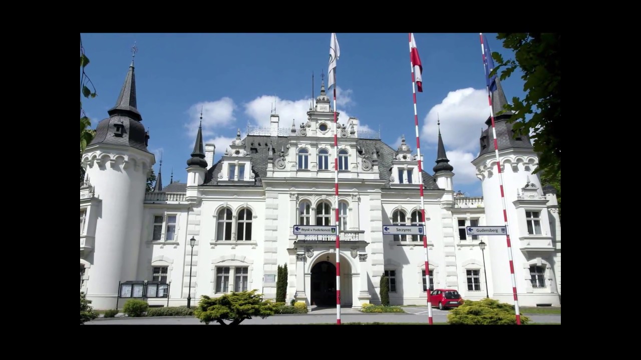 Pałac w Jelczu-Laskowicach.