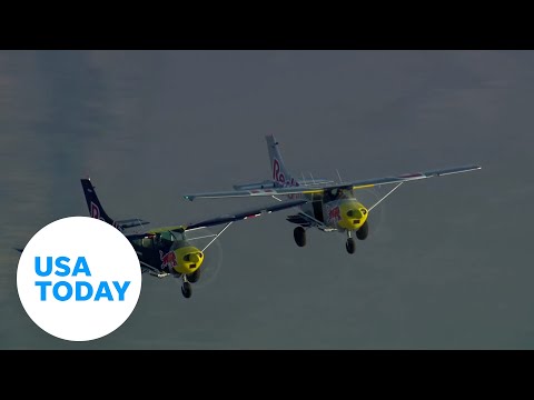 Daredevil pilots attempt plane swap midair, FAA investigating | USA TODAY