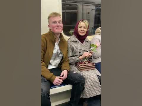ПОЦЕЛОВАЛИСЬ В ГУБЫ🥵😘 #пранк #юмор - YouTube