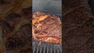 Weekday pulled pork on the Weber Searwood #bbq #grilling #pulledpork