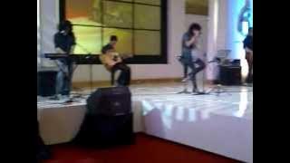 YODA When I See You Smile cover - Indonesian Idol 2012